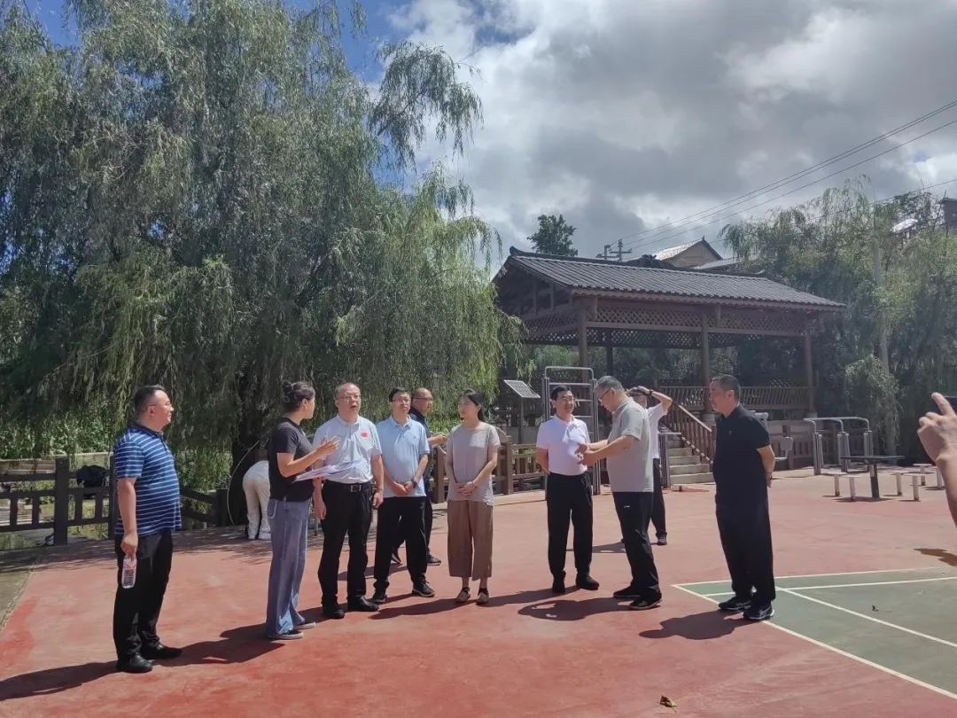 xc体育官网-2025中国体博会焦点！苏炳添“入职”英派斯，体验各型健身器材产品，亲测好评